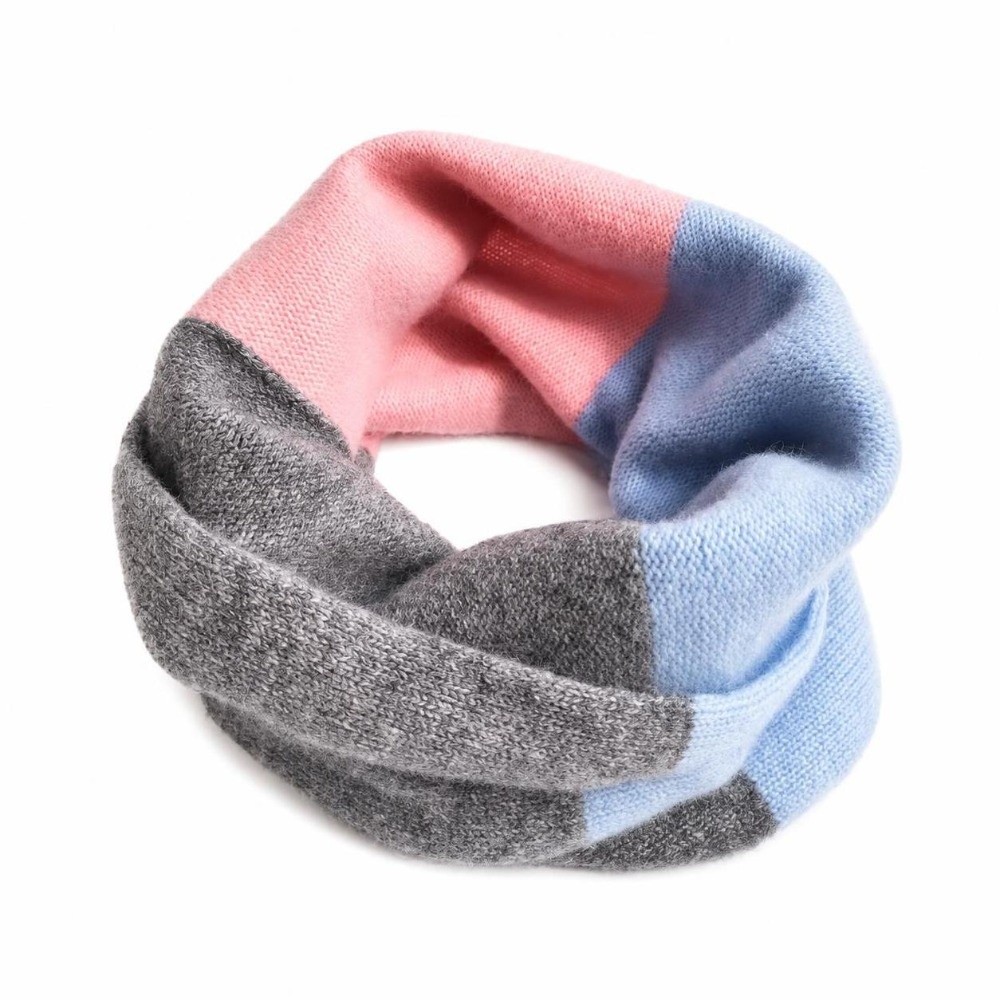وشاح إنفينيتي ناعم بألوان متدا - مراجعة Infinity Scarf Knit وسعره